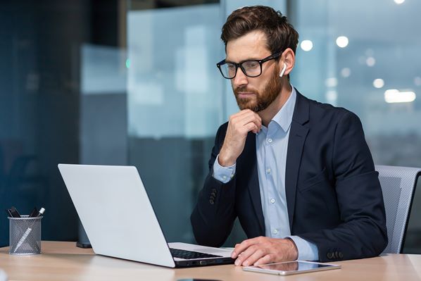 Financial investor